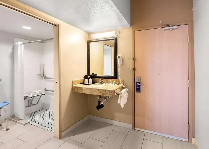Comfort & Near Kino Sports Complex Drexel Heights