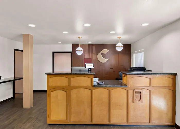 Comfort & Near Kino Sports Complex Hotel